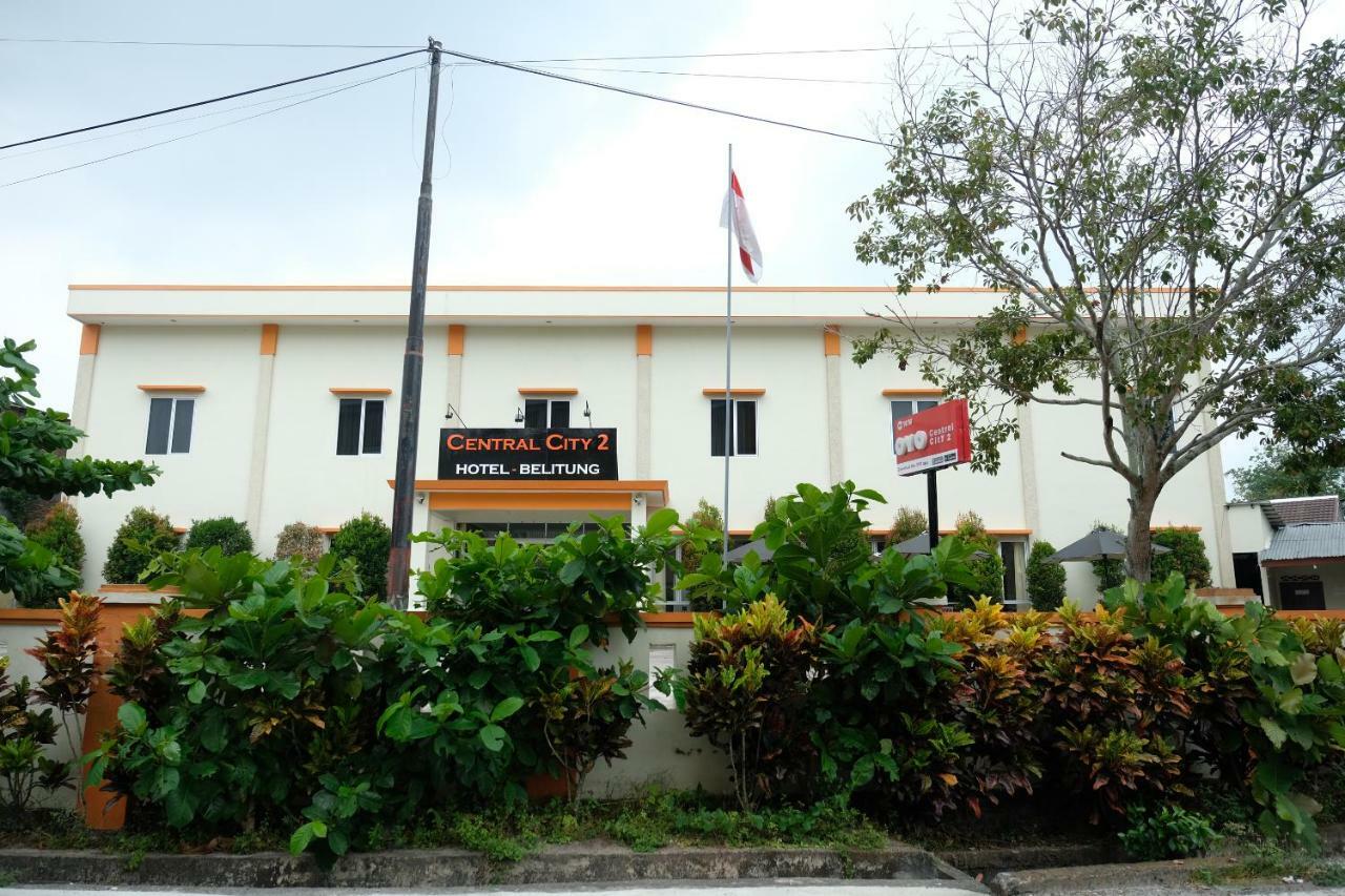 Oyo 1616 Hotel Central City 2 Tanjung Pandan Exterior photo